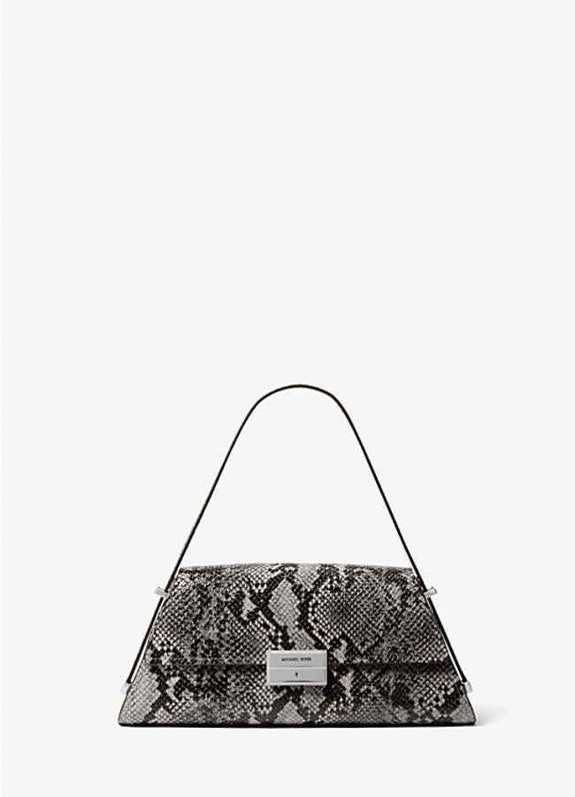 Bolso de hombro Ludlow mediano de piel con motivo de serpiente en relieve de Michael Kors (375€)