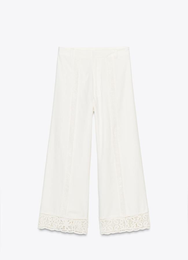 Pantalón con bajo de crochet de Zara (39,95 euros):