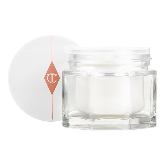 Charlotte's Magic Water Cream de Charlotte Tilbury. Precio: 98,99 euros