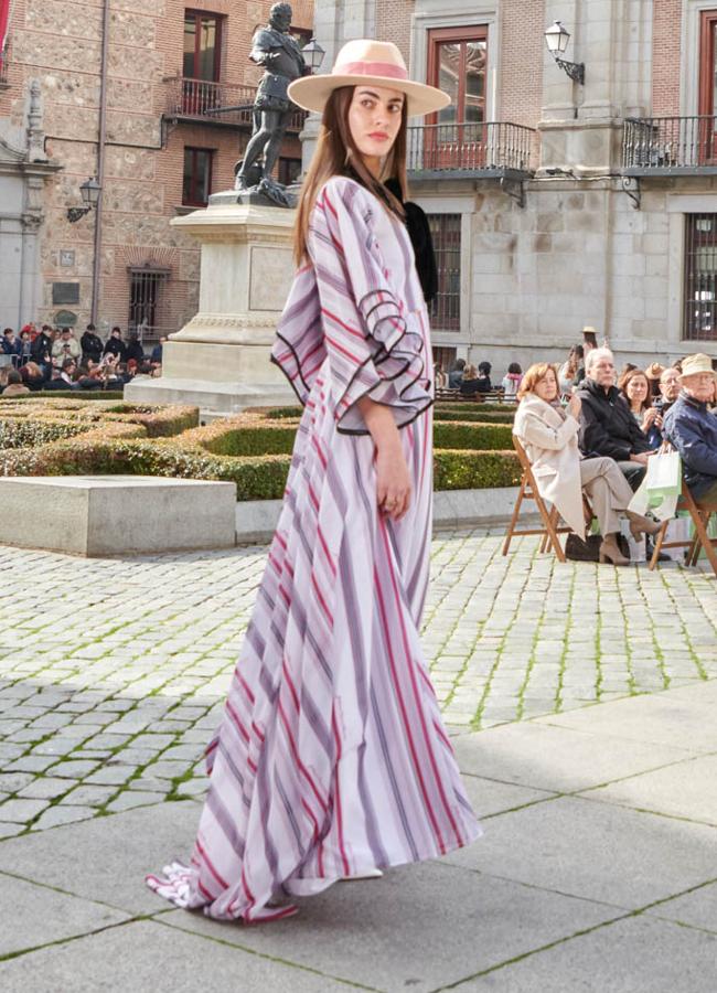 Look de Dolores Promesas en el desfile inaugural de Madrid es Moda. Foto: Pablo Paniagua.