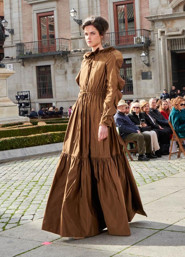 Look de Juanjo Oliva en el desfile inaugural de Madrid es Moda. Foto: Pablo Paniagua.