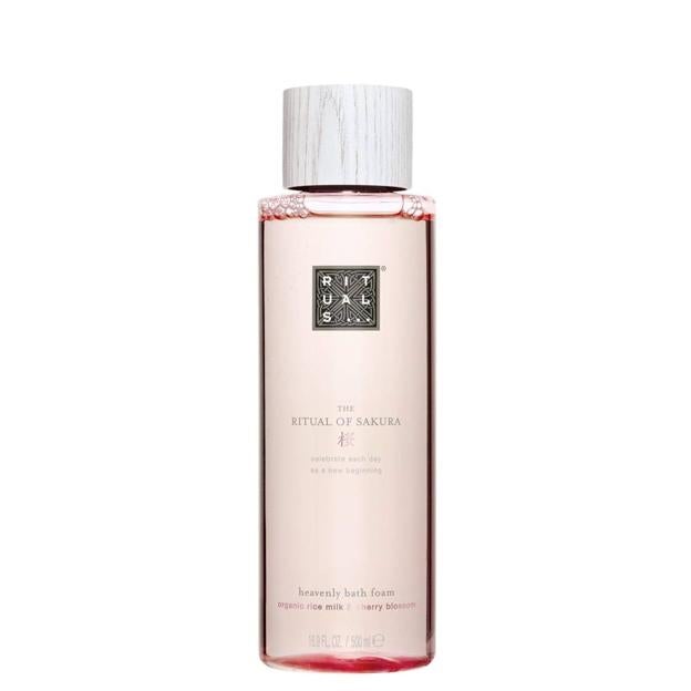 The Ritual of Sakura Bath Foam de Rituals. Precio: 15,90 euros