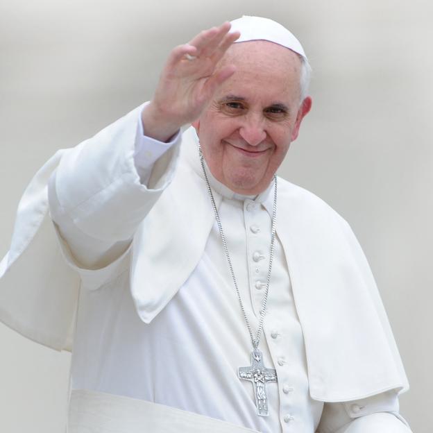 El papa Francisco tuvo cuatro hermanos de los que solo María Elena sigue con vida. 