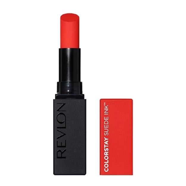 ColorStay Suede Ink en tono 007 Feed The Flame de Revlon. Precio: 9,50 euros