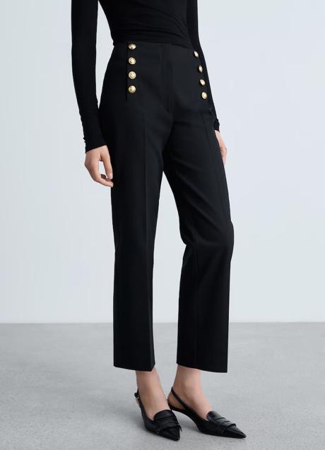 Pantalón con botones de Mango (35,99 euros)