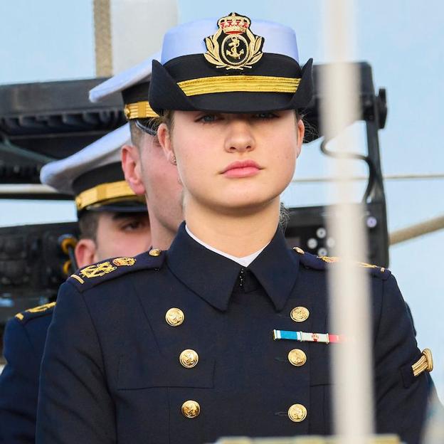 La princesa Leonor, a bordo de Elcano. 